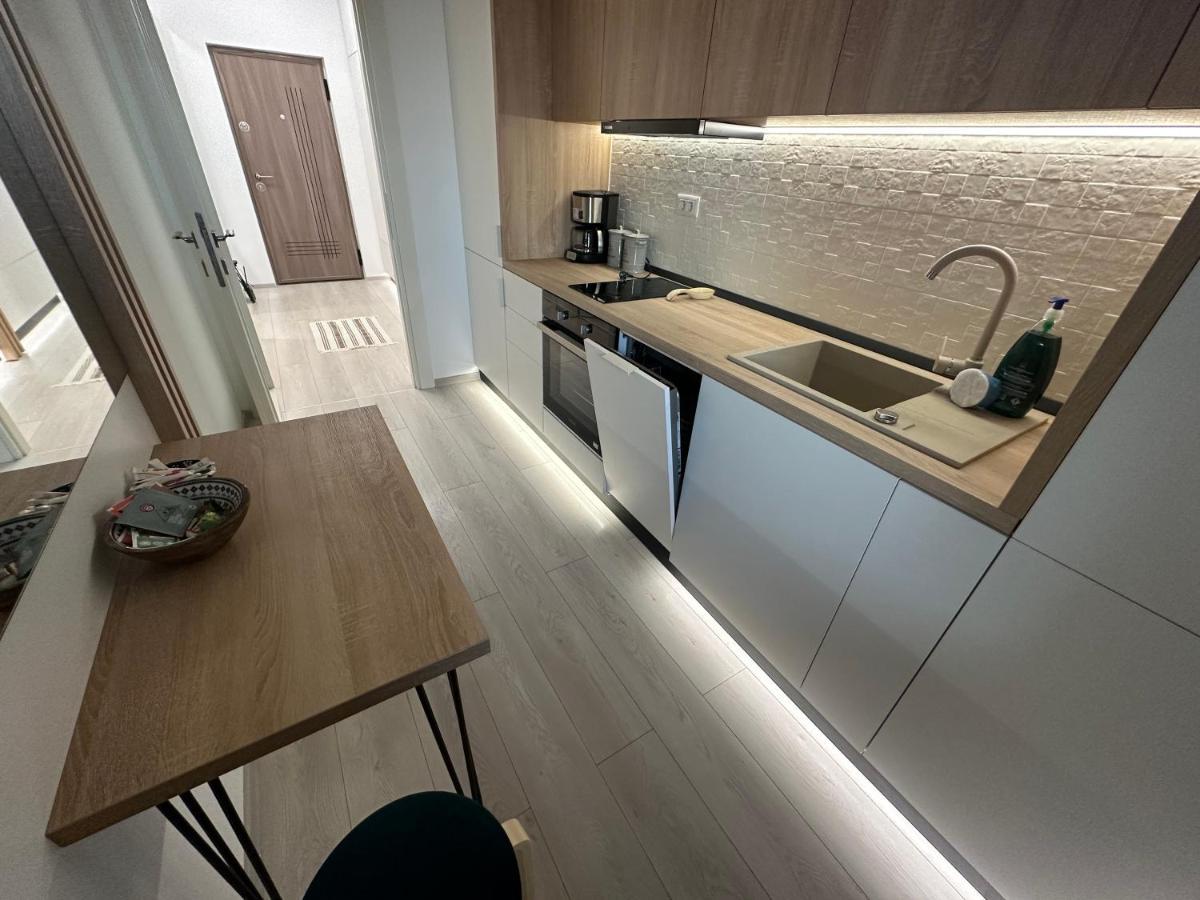 Daybreak Mood / A Fancy Place Apartment Iasi Exterior foto